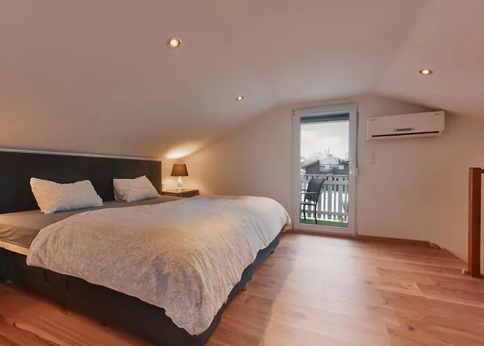 Elegant 3bd In Prime Location Of * Vienna
