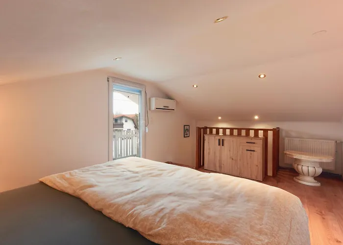Elegant 3bd In Prime Location Of Vienna