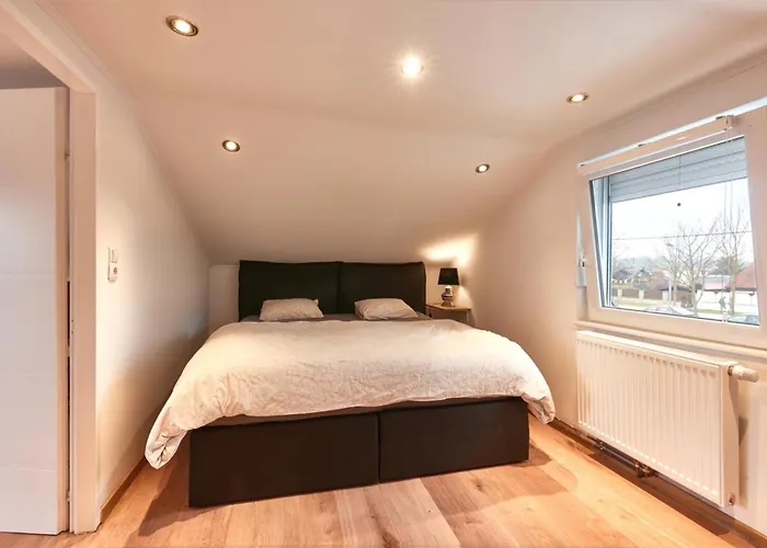 Elegant 3bd In Prime Location Of * Vienna